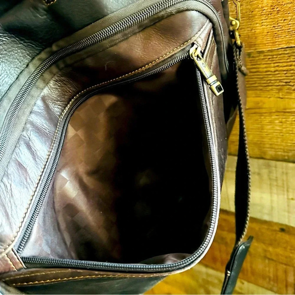 Vintage Samsonite Genuine Leather Portfolio/Briefcase/Laptop Messenger Bag - Picture 13 of 15